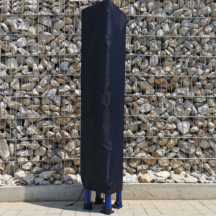 Foldable tent 2x2m in a transport bag – compact protection for transport to markets.